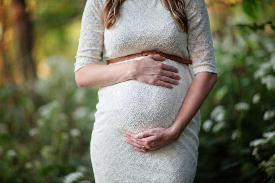 Calendrier de Grossesse : Semaine 9 Femme enceinte